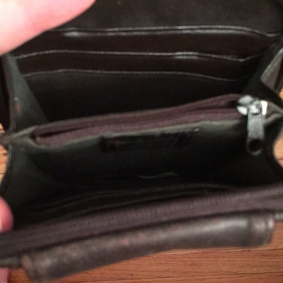 Two vintage leather purses - Picture 9 of 9